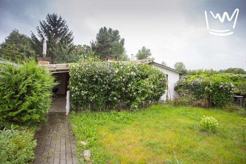 Chatka 2+1, zastavěná plocha 51 m2, pozemek 168 m2, Libeňský ostrov
