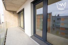 Byt 2+kk, lodžie, 66 m2, parkovací stání, Dagmar Burešové, Žižkov, Praha